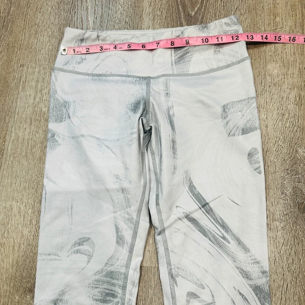 Alo Yoga Womens XS‎ Grey White Marble Abstract Print Cropped Leggings High Rise